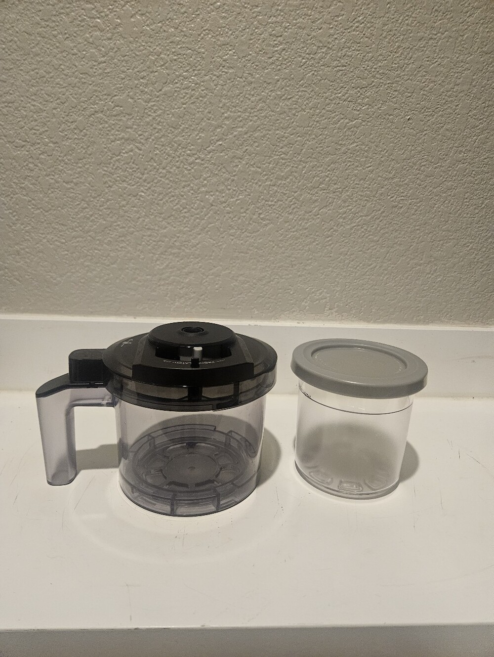 Ninja CREAMi Ice Cream Maker Outer Bowl w/Lid Blade and Extra Cup NC300 NC301